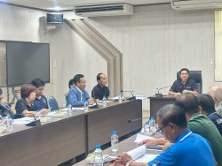 ภาพที่ 3 จาก 10: ประชุมคณะกรรมการพัฒนาท้องถิ่น เรื่องพิจารณาร่างแผนการดำเนินงาน พ.ศ. 2570