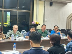ภาพที่ 9 จาก 10: ประชุมคณะกรรมการพัฒนาท้องถิ่น เรื่องพิจารณาร่างแผนการดำเนินงาน พ.ศ. 2570