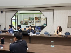 ภาพที่ 5 จาก 7: เทศบาลตำบลสันป่าตองได้เข้าร่วมการประชุมกับบริษัท Bedrock Analytics ได้ให้ความรู้เกี่ยวกับงานสารบรรณอิเล็กทรอนิกส์